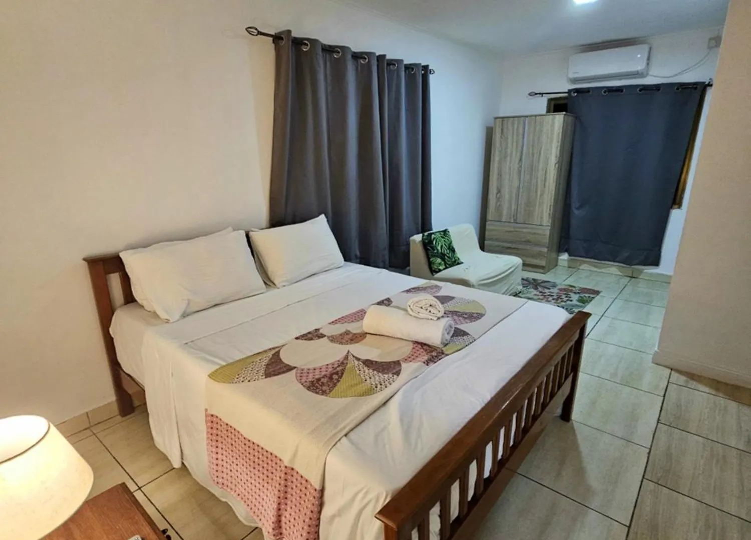 Alpha & Omega Apartment Seychelles 보발롱
