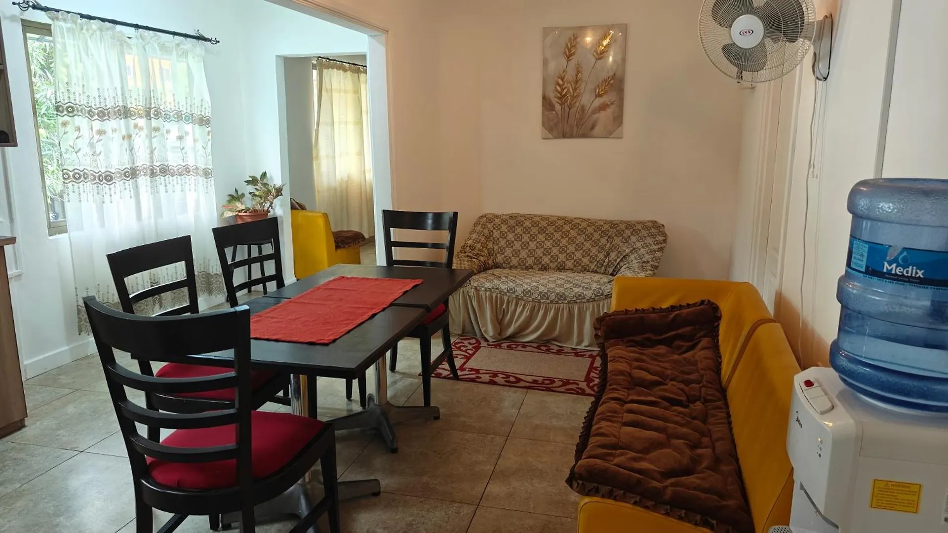Alpha & Omega Apartment Seychelles 보발롱